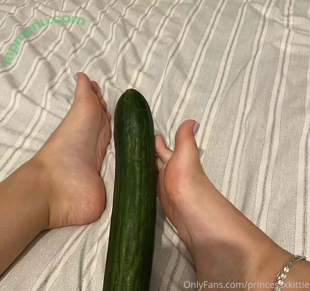 princessxkittie nude photo #0033 (princessxkitty)