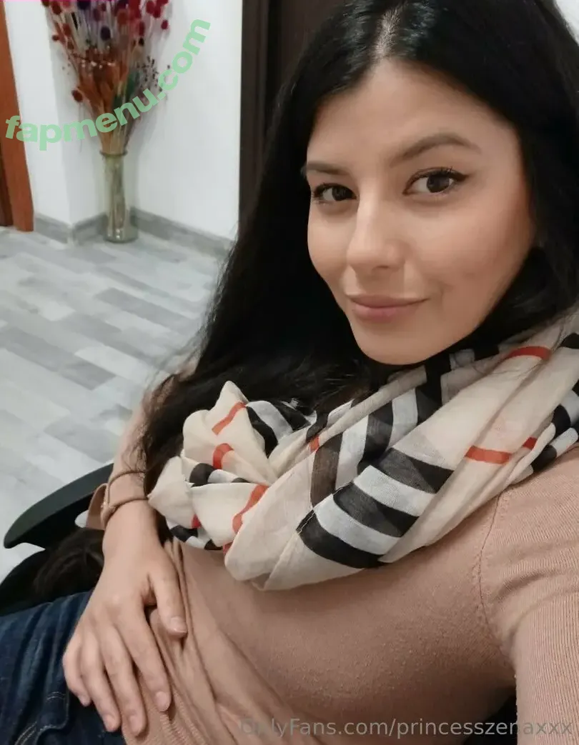 princesszenaxxx nude photo #0117 (princesszeegirl)