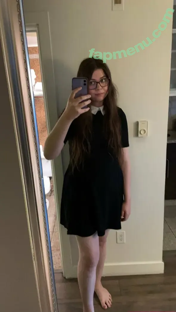 PrincessZoey nude photo #0007 (princesszoey97)