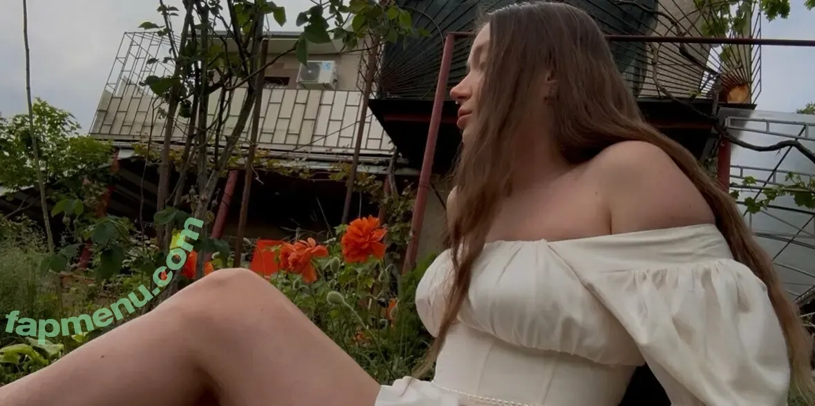 princeszelda nude photo #0081 (princesszeldaslays)