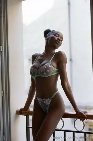 Princia G / princia_g / princiag nude photo #0016