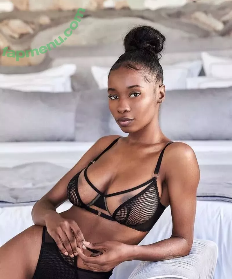 Princia G nude photo #0052 (princia_g / princiag)