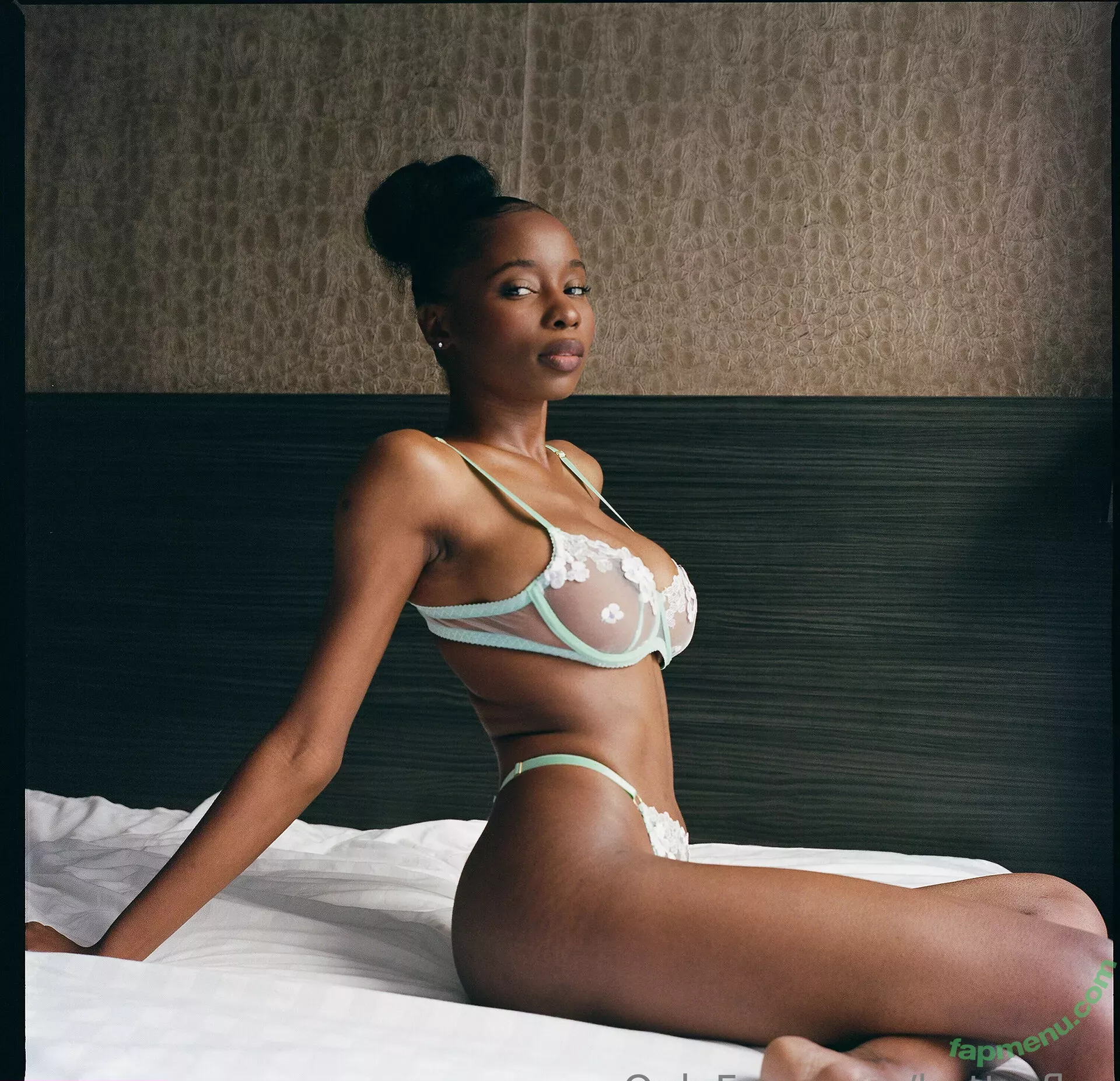 Princia G nude photo #0128 (princia_g / princiag)