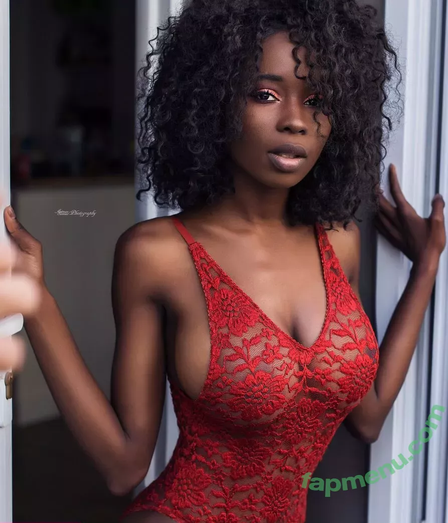 Princia G nude photo #0161 (princia_g / princiag)