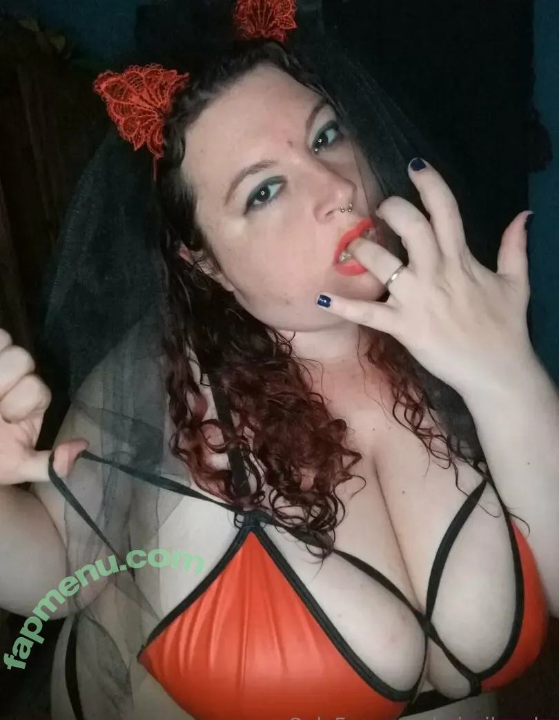 priscilaonly nude photo #0005 (priscillaonly)