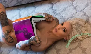  nude photo #0001