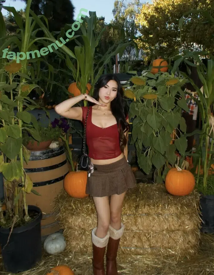 priscillapham nude photo #0032 (420aquariusqueen / priscllapham)