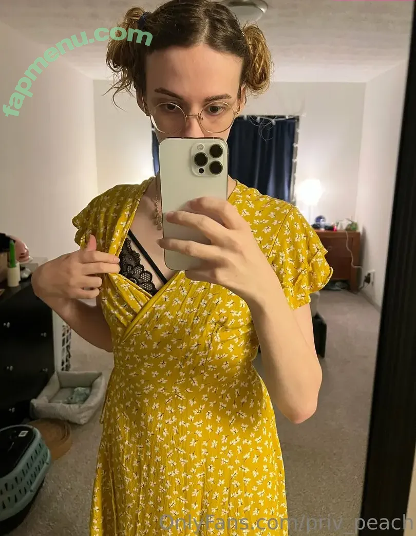 Priv_Peach nude photo #0050 (Priv_Peach)