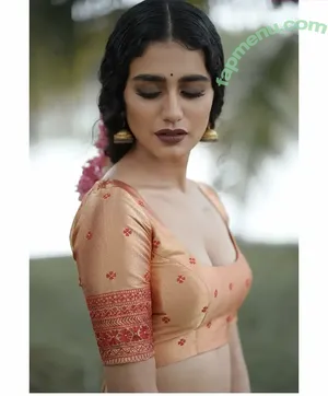 Priya Prakash Varrier / priya.p.varrier nude photo #0038