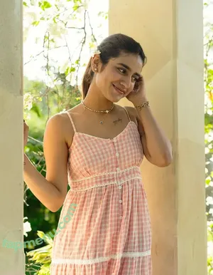 Priya Prakash Varrier / priya.p.varrier nude photo #0050