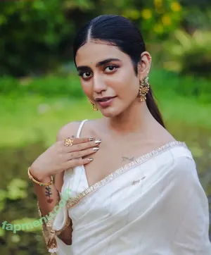 Priya Prakash Varrier / priya.p.varrier nude photo #0054