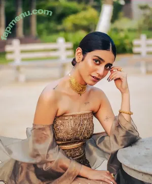 Priya Prakash Varrier / priya.p.varrier nude photo #0055