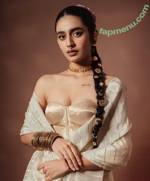 Priya Prakash Varrier / priya.p.varrier nude photo #0068