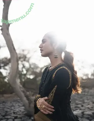 Priya Prakash Varrier / priya.p.varrier nude photo #0075