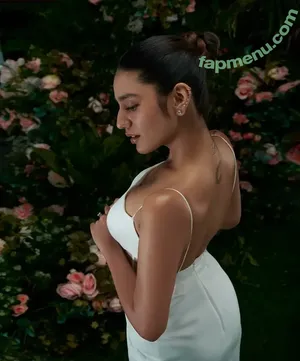Priya Prakash Varrier / priya.p.varrier nude photo #0094