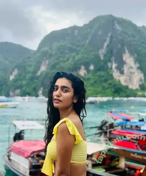 Priya Prakash Varrier / priya.p.varrier nude photo #0096