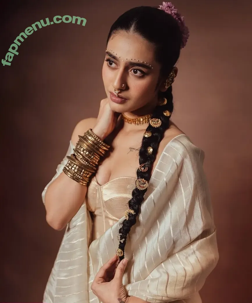 Priya Prakash Varrier nude photo #0070 (priya.p.varrier)