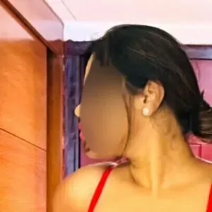 priyablr123 / priyatakur123 nude photo #0007