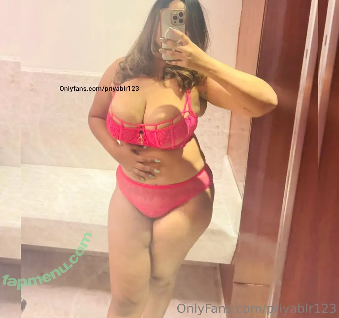 priyablr123 nude photo #0105 (priyatakur123)
