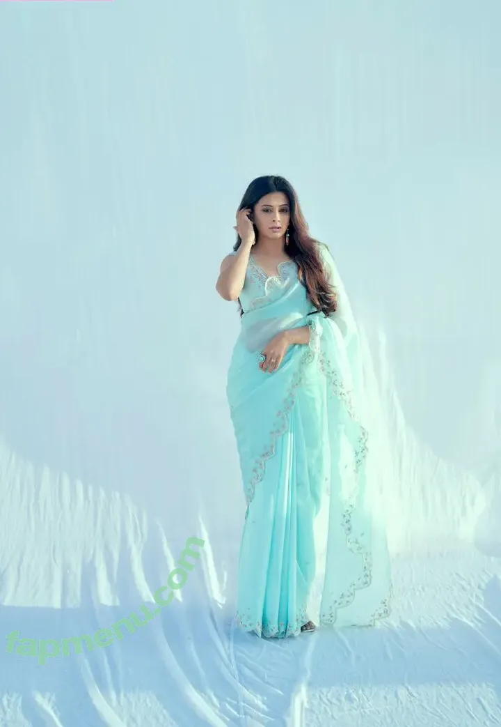 Priyamani nude photo #0020 (pillumani)