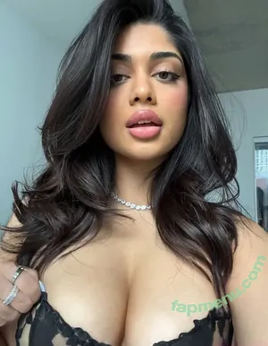 Priyanka Ares / babygirlp_ / priyankaares nude photo #0007