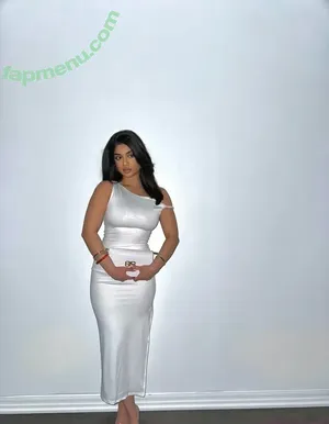 Priyanka Ares / babygirlp_ / priyankaares nude photo #0011