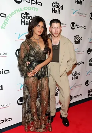 Priyanka Chopra / priyankachopra nude photo #0175