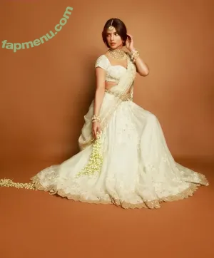 Priyanka Chopra / officialsherlynchopra / priyankachopra nude photo #0281