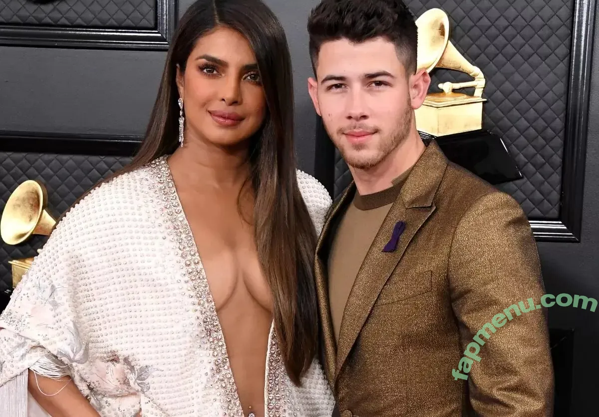 Priyanka Chopra nude photo #0177 (priyankachopra)