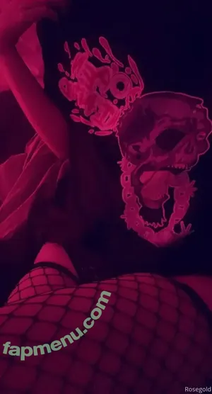 property_rosegold / rosegold nude photo #0006