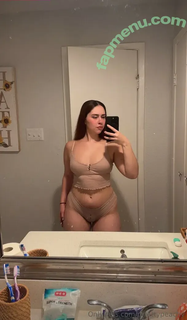 prrettypeachy nude photo #0019 (swaetiebabes)