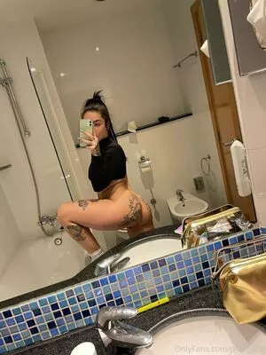 prvega28 / Vega / prveegaa28 nude photo #0099