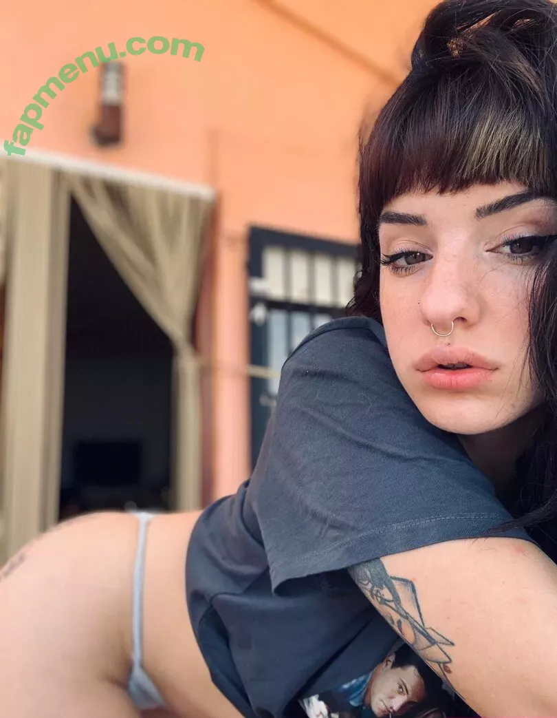 prvega28 nude photo #0302 (Vega / prveegaa28)