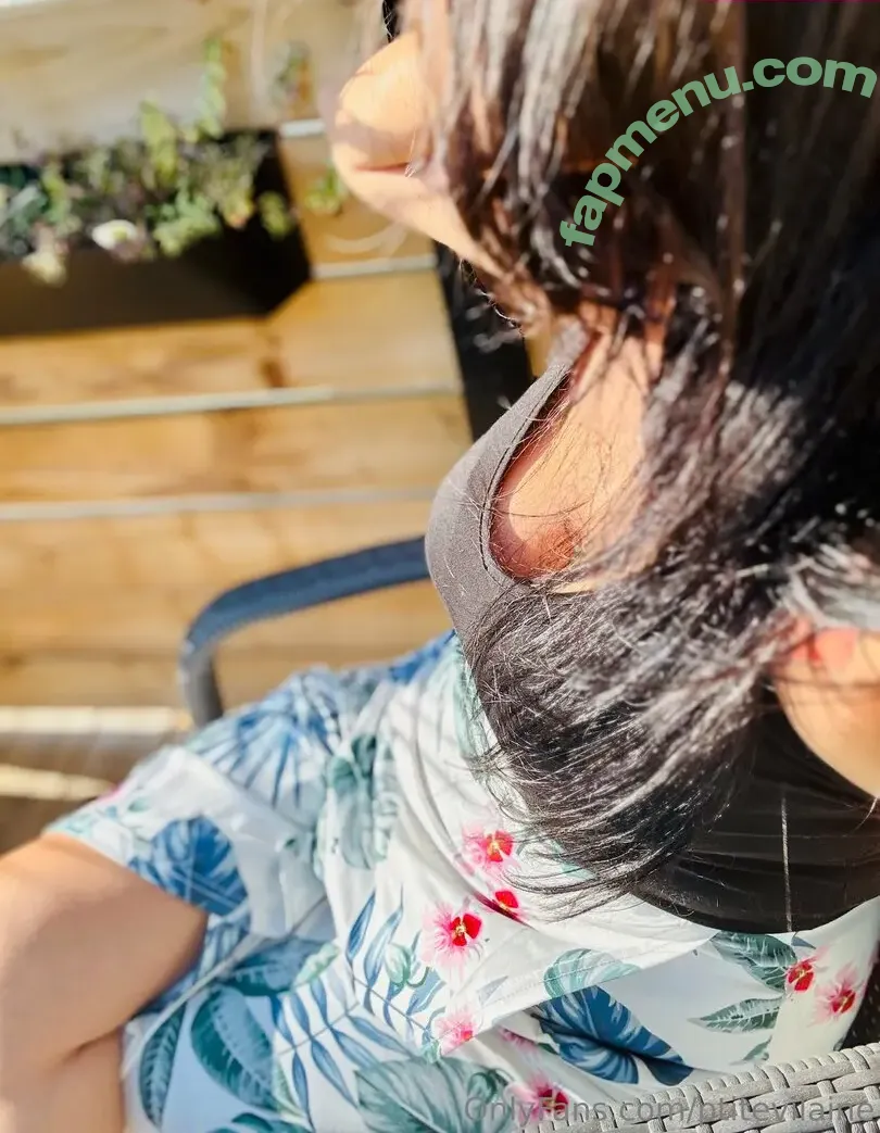 ptitevilaine nude photo #0133 (ptitevilaine)