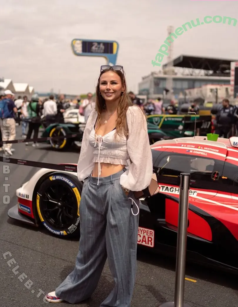 Puck Moonen nude photo #0174 (moonenpuck / puckmoonen)