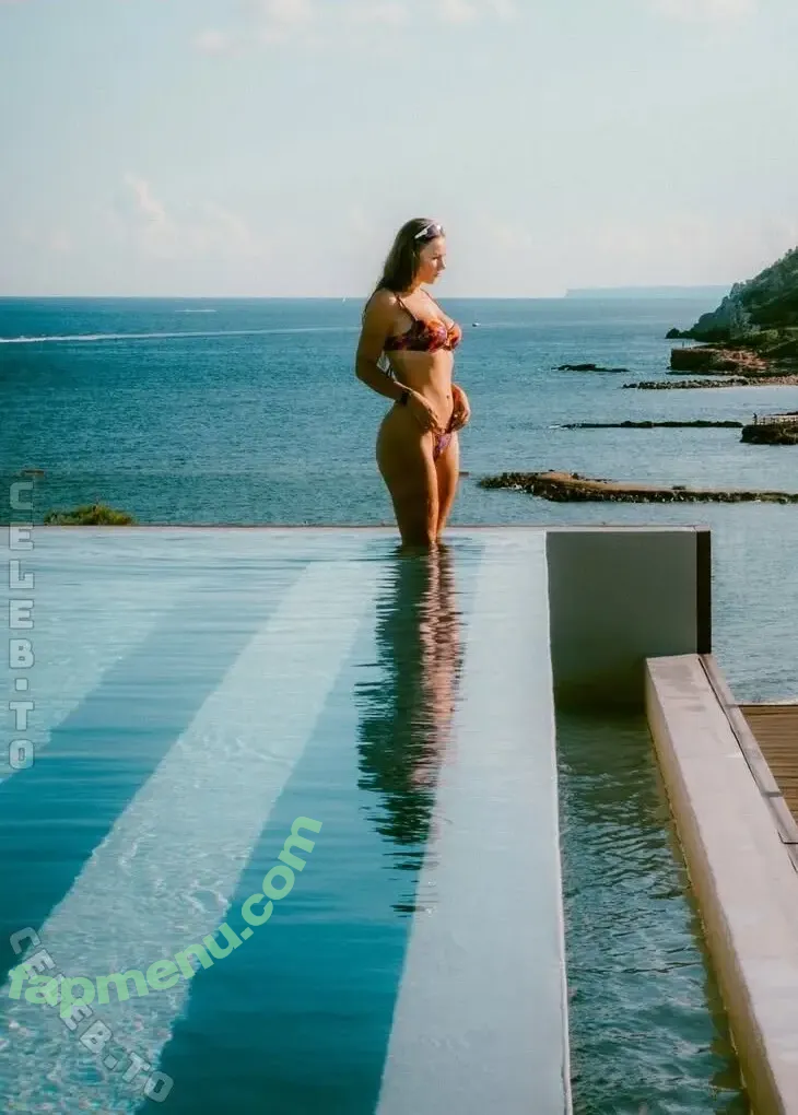 Puck Moonen nude photo #0179 (moonenpuck / puckmoonen)