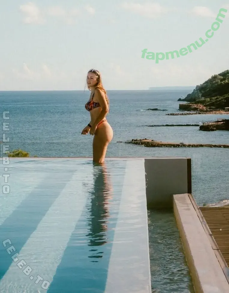 Puck Moonen nude photo #0180 (moonenpuck / puckmoonen)