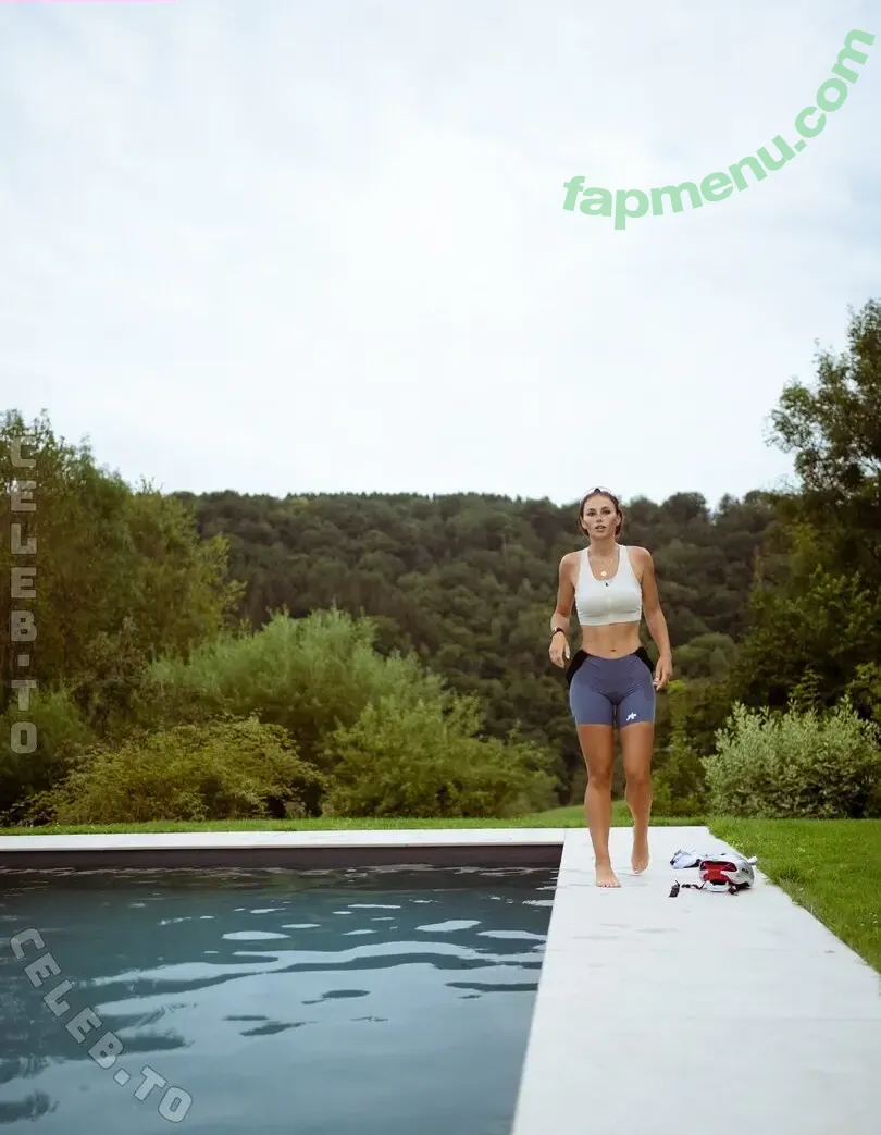 Puck Moonen nude photo #0191 (moonenpuck / puckmoonen)