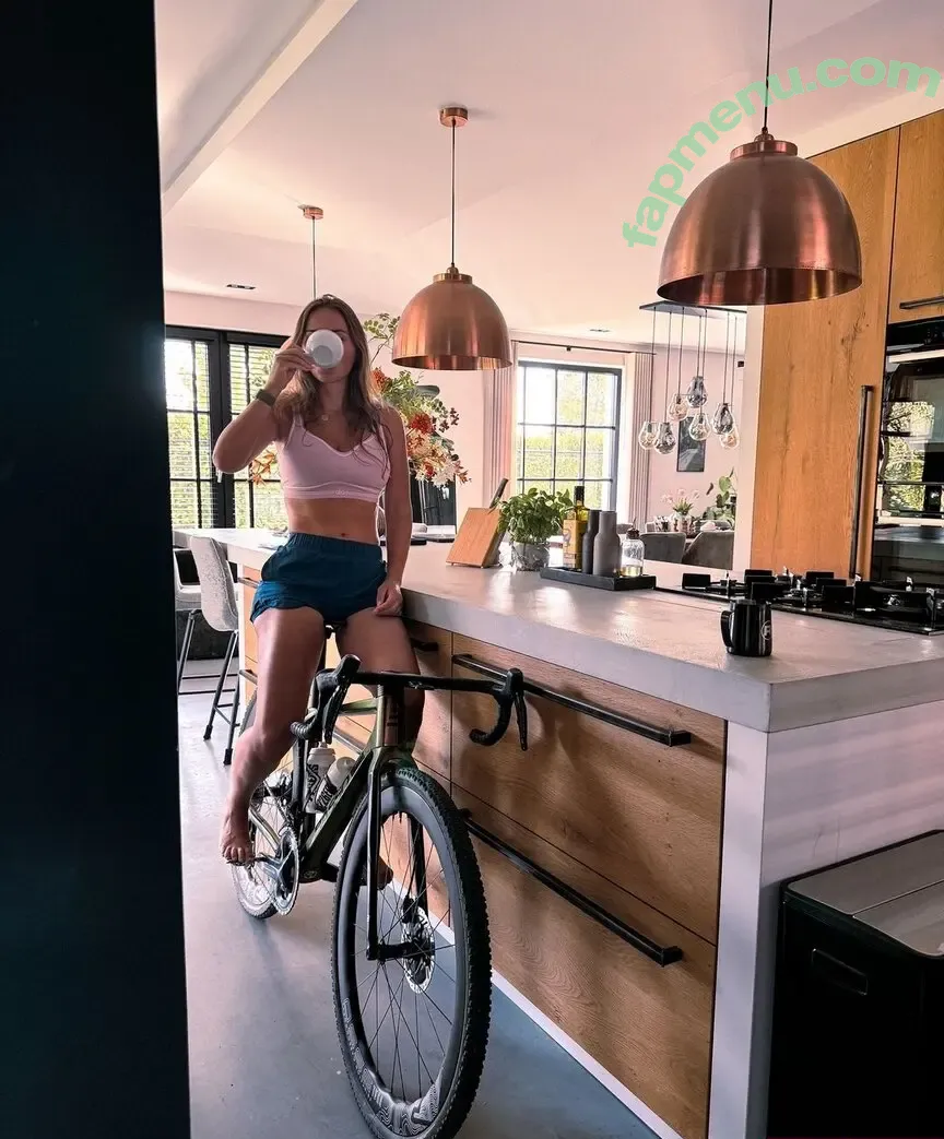 Puckmoonen nude photo #0055 (Puck Moonen)
