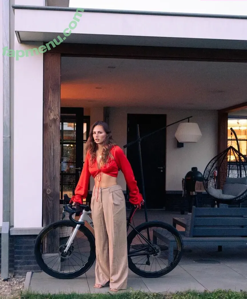 Puckmoonen nude photo #0063 (Puck Moonen)