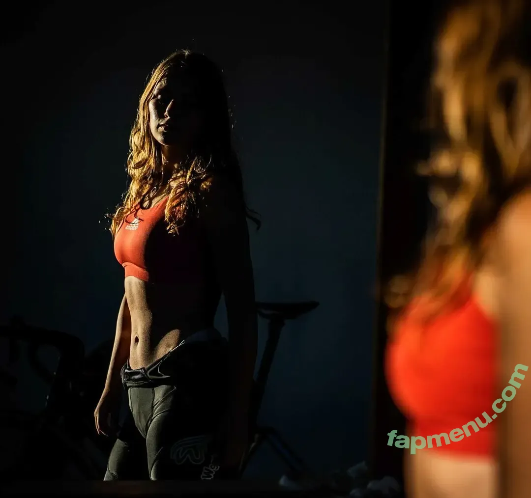 Puckmoonen nude photo #0129 (Puck Moonen)