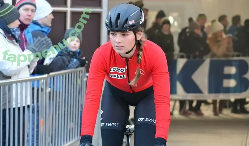 Puckmoonen nude photo #0135 (Puck Moonen)