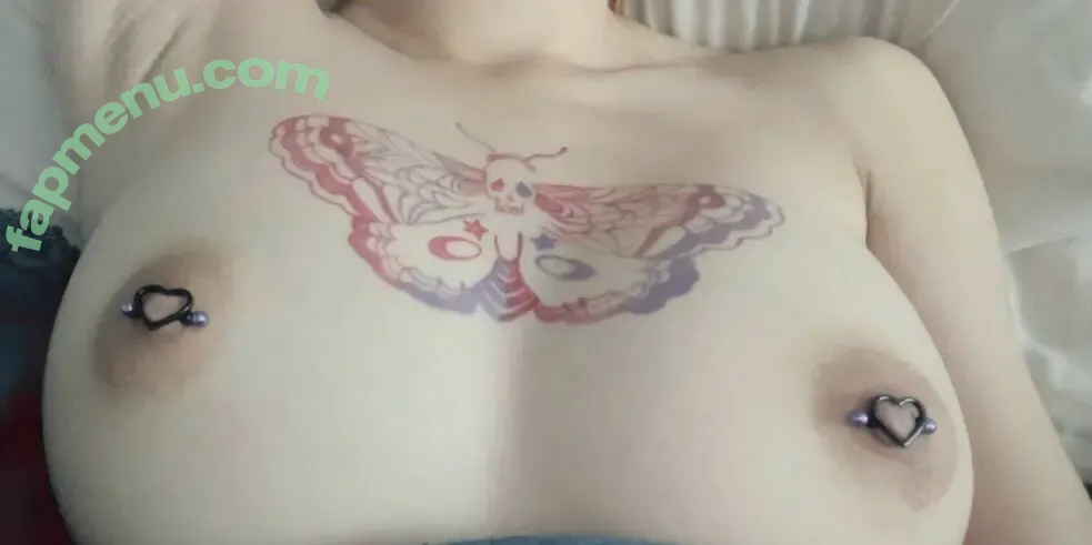 pukeprncss nude photo #0012 (pukeprncss)