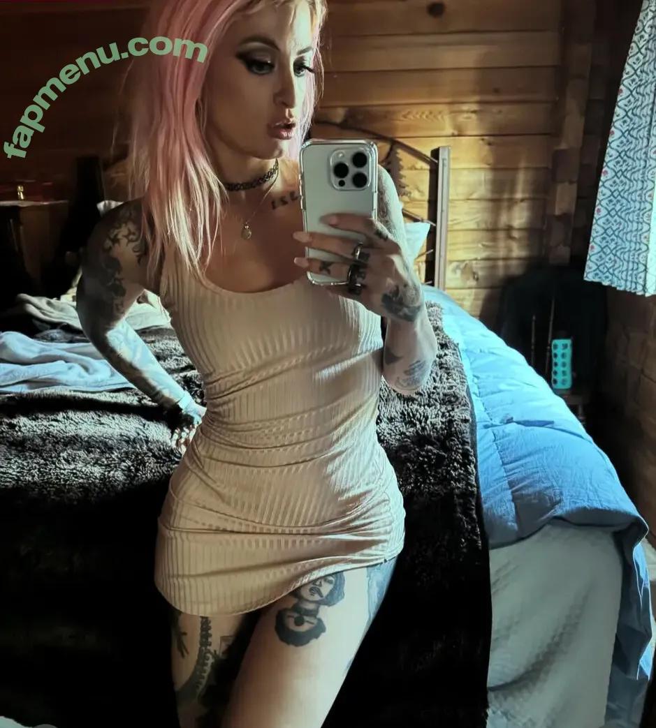 pulpfictionally nude photo #0026 (plopfictionally)