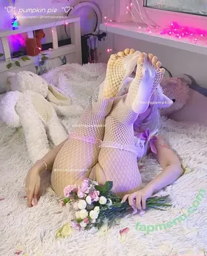 Pumpkin Pie / fairypie / ollwen / pumpkinpiepitbull nude photo #0393