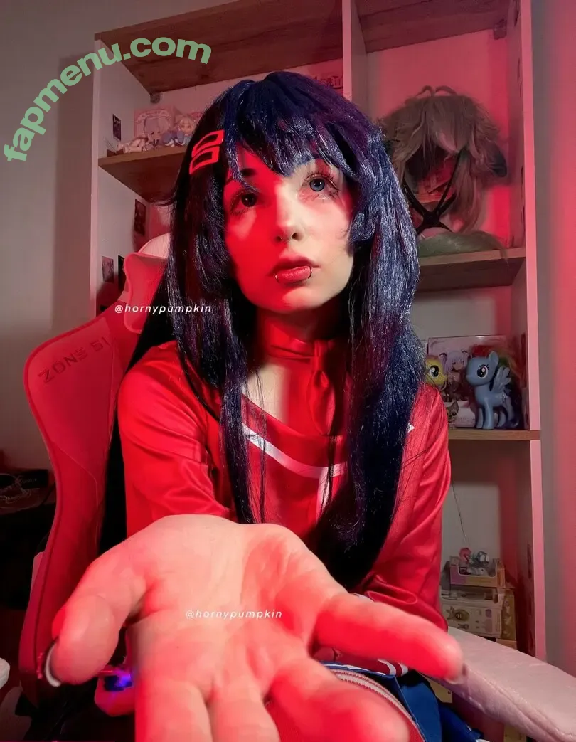 Pumpkin Pie nude photo #0096 (fairypie / ollwen / pumpkinpiepitbull)