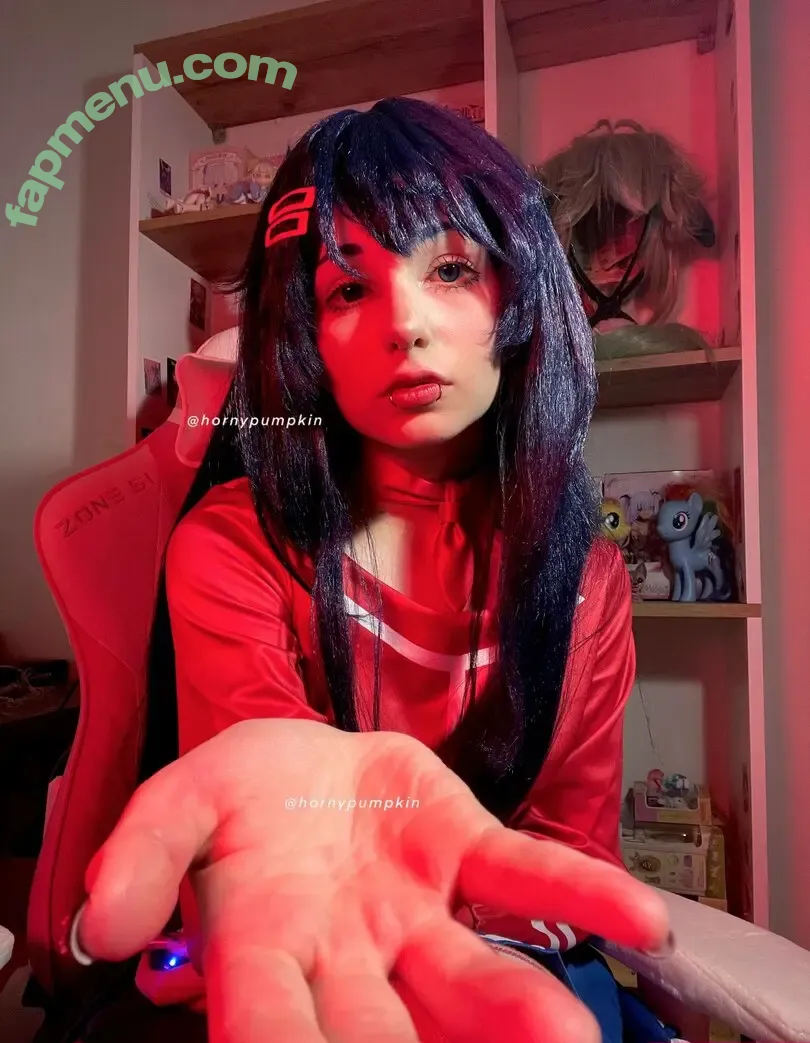 Pumpkin Pie nude photo #0097 (fairypie / ollwen / pumpkinpiepitbull)