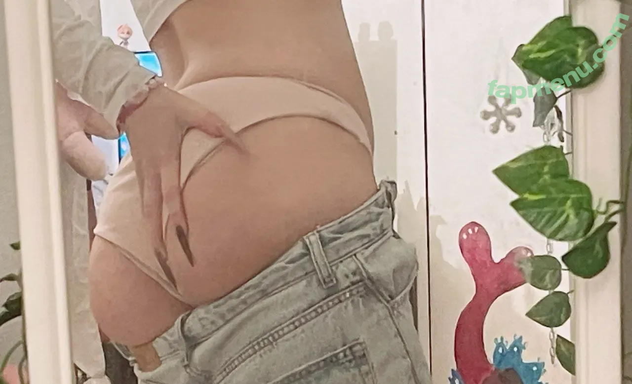 Pumpkin Pie nude photo #0215 (fairypie / ollwen / pumpkinpiepitbull)