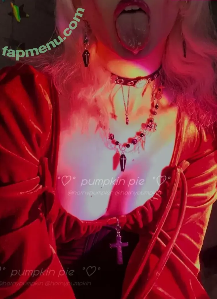 Pumpkin Pie nude photo #0263 (fairypie / ollwen / pumpkinpiepitbull)