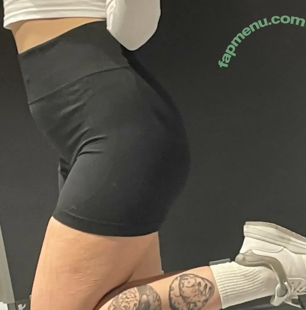 Pumpkin Pie nude photo #0272 (fairypie / ollwen / pumpkinpiepitbull)